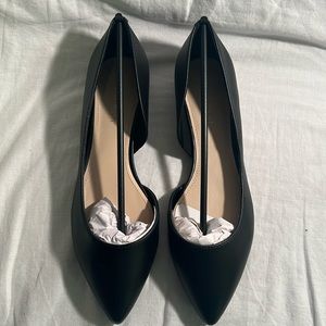Nine West- Saige D'Orsay Flats - Black sz 8.5